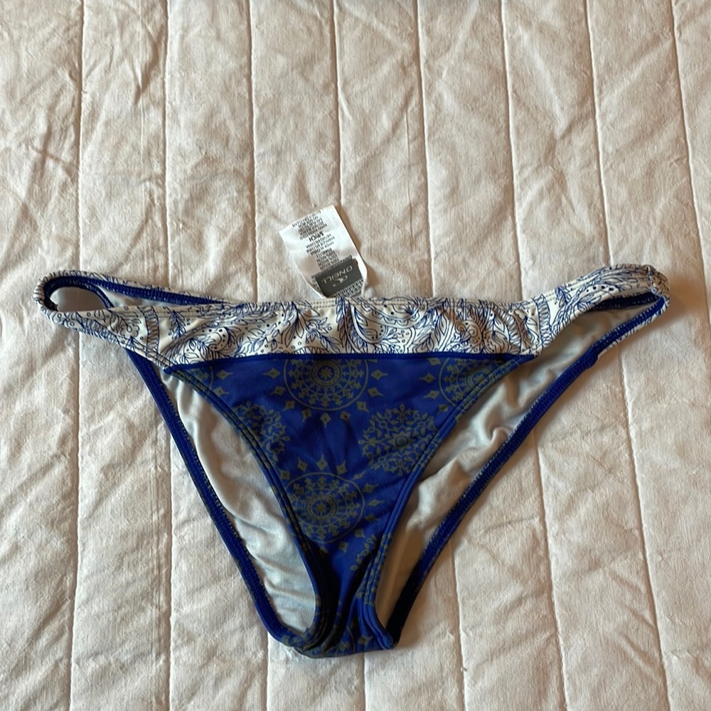 O’Neill bikini bottoms